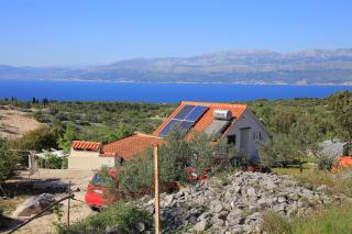 Secluded family friendly house Skrip, Brac - 18944 - Postira (Postire) - 0