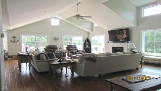 Bay Breeze - Town Bank - 2