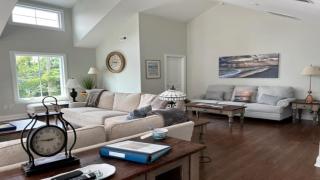 Bay Breeze - Town Bank - 1