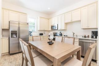 Charming Cottage 3 Miles From Disney With Margaritaville Resort & Island H2O Access - 8083Kd - 7