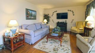 1303 Pennsylvania Ave, - Cape May - 3