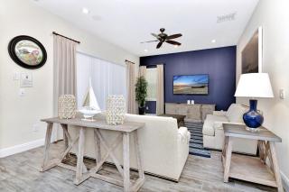 Blue Moon Luxurious Cottage With Private Pool Near Disney With Margaritaville Resort Island H2O Access - 8073Su - Orlando - 1