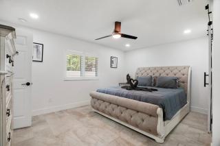 Spacious & Comfortable - 4 BR - Large Land - Brandon - 4