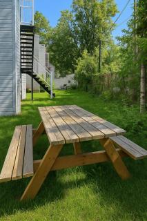 Bright Renovated 4BR, Heart of Côte-des-Neiges, Montreal - Montréal - 2
