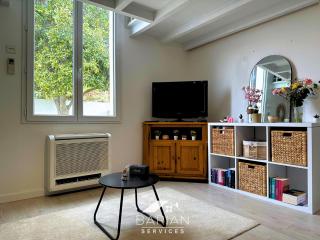 Maisonnette avec climatisation et cour - ménage et linge inclus - 1