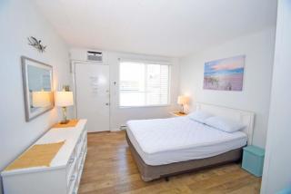 Mirabella 1D condo - 4