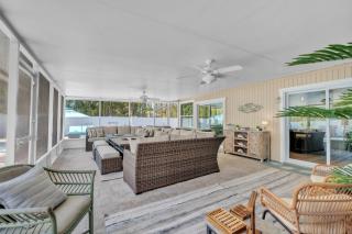 Coral Beach Home - Holmes Beach - 9