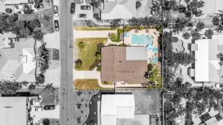 Coral Beach Home - Holmes Beach - 3