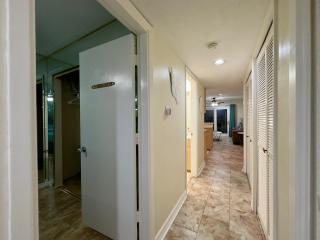 Pleasure Island Marina Condo - Port Arthur - 6