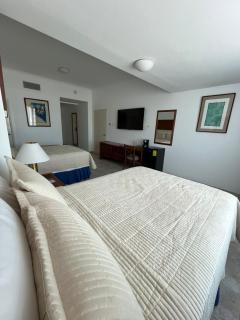 Suite Hotel Colon Salinas - Salinas - 7