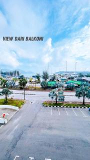 Marina 2 HOMESTAY JETI LUMUT MANJUNG - 1