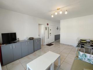 T3 confortable avec terrasse et parking à 100m de la plage, pour 6 personnes à Narbonne-Plage - FR-1-795-64 - 2