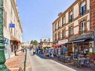 Appartement lumineux à Cabourg, 4 personnes, au cœur de la ville - FR-1-788-70 - 1