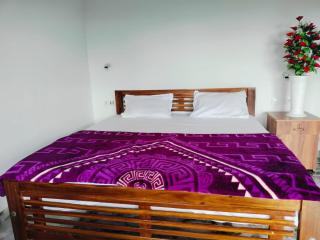 Half moon holiday home - 4 Bedroom Villa - Anachal - 4