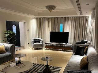 Luxurious villa for rent - Riad - 0