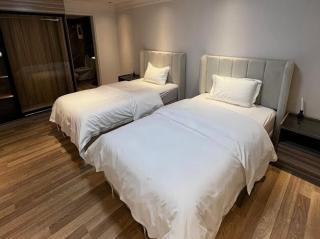Luxurious villa for rent - Riad - 5