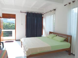 Aketh - Galle - 3