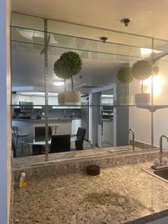 Condo-5 mins to Las Vegas Strip, Free Parking,Gym, In House Laundry - Las Vegas - 7