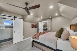 Cactus Canyon Retreat Zion Base Hot Tub View - 2