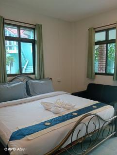 Charung by The Sea - Haad Rin - 5