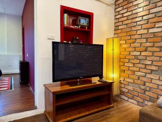 Cozy Fun Apartment in Old Quarter - Hanoi - 3
