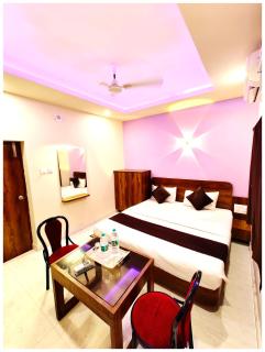 HOTEL BLUE ! SAGAR # PREMIUM Near Sea Beach and Jagannath Temple - Jagannath temple - Parking and Lift Facilities - Fully Air Conditioning Hotel - A Top Rated Best Hotel in Puri - Puri - 4