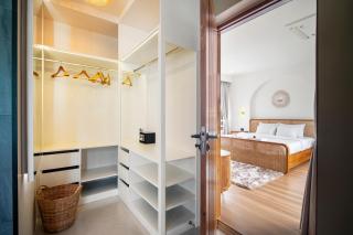 V191 4BR Villa with Salt Pool & Tropical Garden - Rawai Beach - 6
