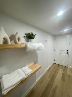 Your Cozy Happy Place - Calgary - 1