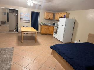 Downtown Pool Suite 2 - 0