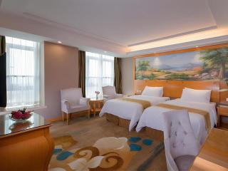 Vienna Hotel Guangdong Zhongshan Ancient Town Haizhou - Zhongshan - 1