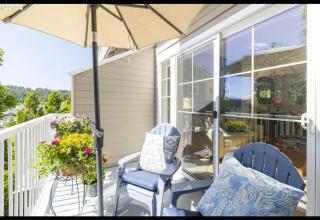 Cozy bright flat in a quiet area - Beaverton - 8