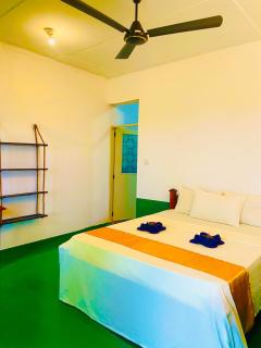 Marina Way Beach Hotel - Baía de Arugam - 0