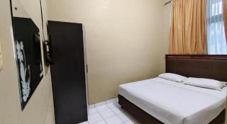 Sapadia Hotel Parapat - Parapat - 5