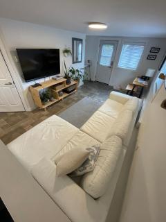 Sims Rental - Victoria - 9