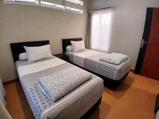 Ciput's Den - Bandung - 4