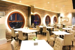 Hermes Palace Hotel Medan - Medan - 5