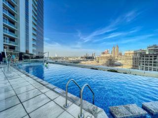 Luxurious 1BR in Palm View with Palm Jumeirah Views - 5