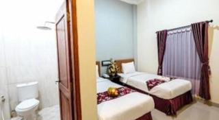 Malioboro Garden Hotel Yogyakarta - 1