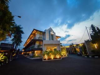 Hotel Nyland Pasteur Bandung - Bandung - 2