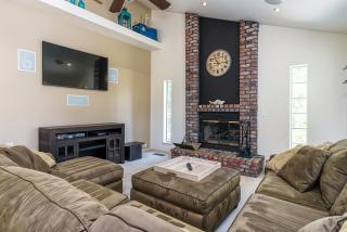 Ridgecrest Rendezvous Home with Deck - Groveland - 0