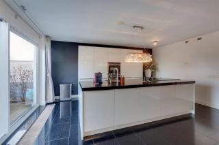 Lil Amsterdam Topfloor a room ensuite with balcony - Uithoorn - 2