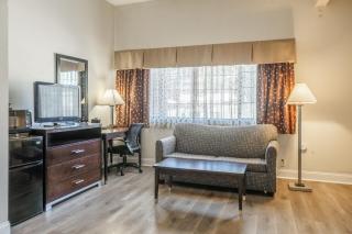 Quality Inn near Mammoth Mountain Ski Resort - 3