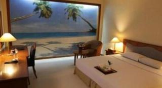 Makassar Golden Hotel - 1