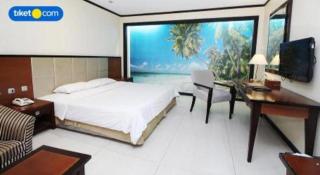 Makassar Golden Hotel - 2