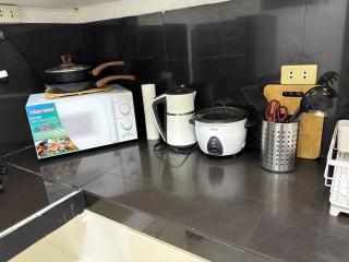 D Chambers Townhouse in Deca-Clark Residences - Angeles - 6