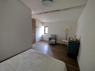 La grangerie grange en pierre avec spa - Nîmes - 4