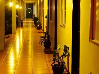 Hotel Kings Kudus - Kudus - 4