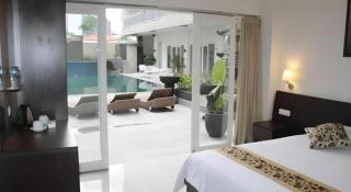 Losari Sunset Hotel - Kuta - 9