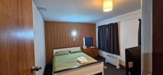 Hillcrest Term-Downstairs Room - Hamilton - 4