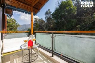 StayVista at Viva La Vida - Bonfire, Jacuzzi, AC - Bhimtal - 2